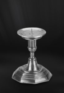 Kerzenhalter aus Zinn (Art.212.5)