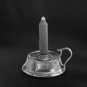 Handleuchter aus Zinn - Kerzenhalter aus Zinn mit Henkel (Art.353)